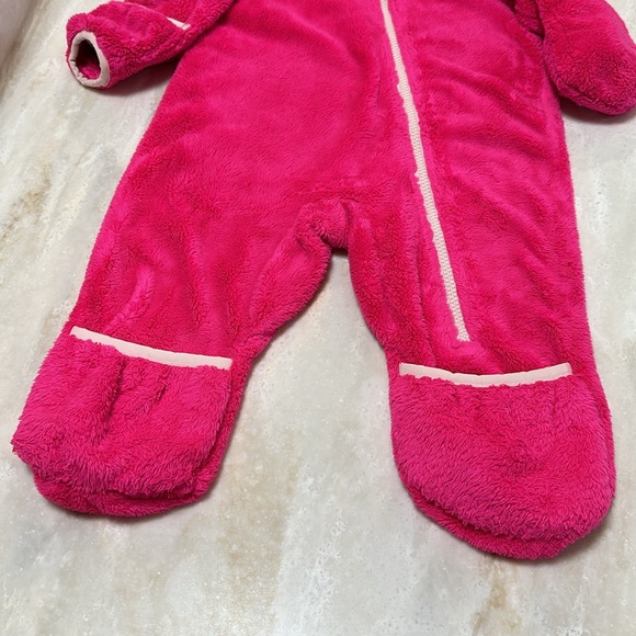 North Face Oso Infant Girls Fleece Bunting, size 6-12 months - Picture 6 of 8